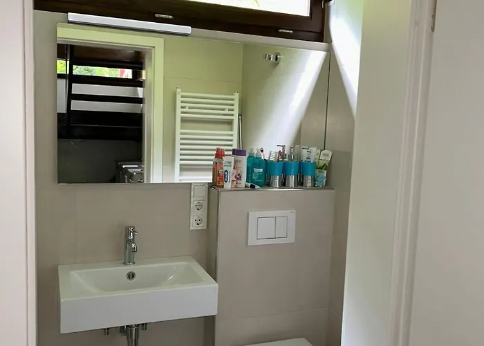 Rote Haus Am Semesterbostad